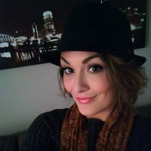 Meet your Posher, Amy